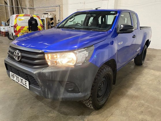 Toyota Hilux ACTIVE 4WD D-4D ECB