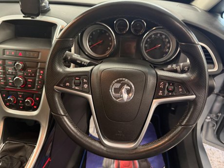 Vauxhall Astra GTC 1.4T 16V SRi Euro 5 (s/s) 3dr 24