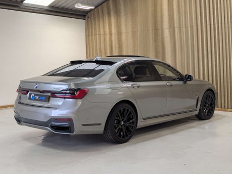 BMW 7 Series 4.4 750i M Sport xDrive Auto 4WD 4dr 22
