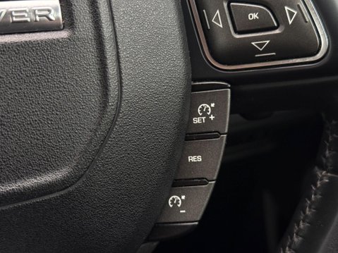 Land Rover Range Rover Evoque 2.2 SD4 Pure Auto 4WD Euro 5 (s/s) 5dr 93