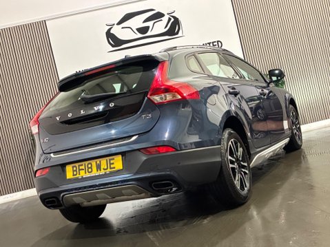 Volvo V40 1.5 T3 Auto Euro 6 (s/s) 5dr 25