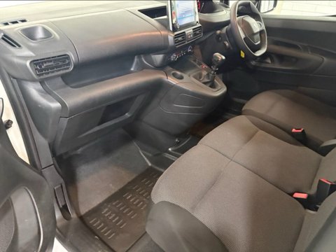 Peugeot Partner BLUEHDI PROFESSIONAL PREMIUM PLUS L1 13