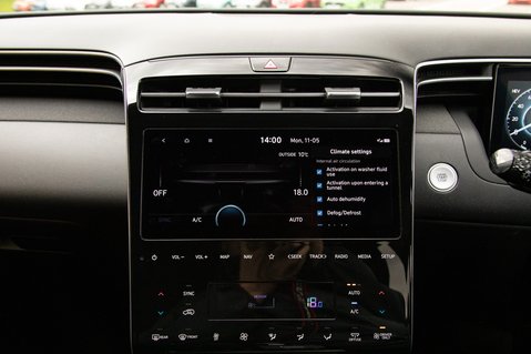Hyundai TUCSON T-GDI PREMIUM 29