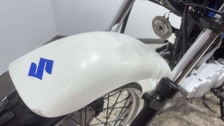 Suzuki RV125 VANVAN 125 2016 28K VERY CLEAN ICONIC SAND BIKE 125CC NAKED LEARNER 16