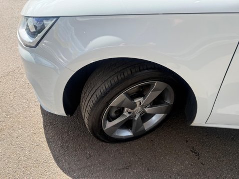 Audi A1 1.6 TDI Sport Sportback S Tronic Euro 6 (s/s) 5dr 27