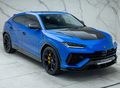 Lamborghini Urus PERFORMANTE 11