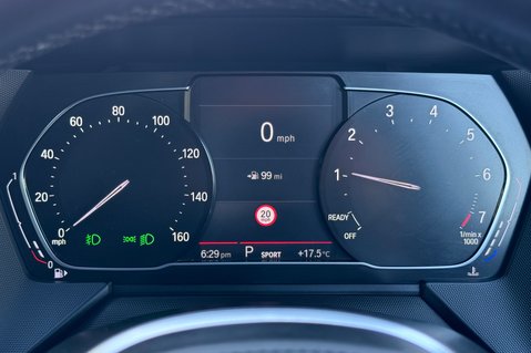 BMW 1 Series 118I M SPORT AUTOMATIC - FULL BMW SERVICE HISTORY -APPLE CARPLAY 37