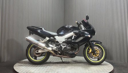 Honda VTR 1997 1000CC V TWIN 30K PROJECT BIKE SPARES OR REPAIR