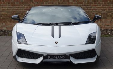 Lamborghini Gallardo LP 570-4 Performante Spyder 2