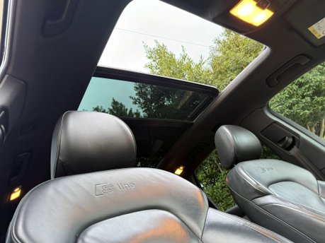 Audi Q5 2.0 TDI S line Plus S Tronic quattro Euro 5 (s/s) 5dr 3
