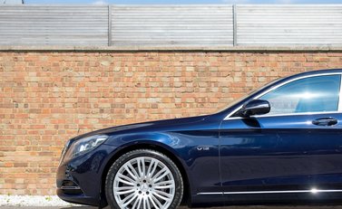 Mercedes-Benz M Class S600 33