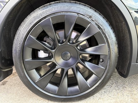 Tesla Model Y (Dual Motor) Long Range SUV 5dr Electric Auto 4WDE (384 bhp) 15