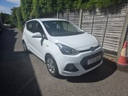 Hyundai i10 SE ONLY 13,000 MILES FROM NEW 1