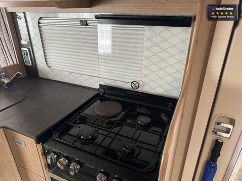 Auto-Trail Tracker 2 Berth|2 Belt|Rear lounge|Large Bathroom|TV 14