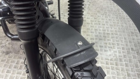 Mutt Mongrel 250 2018 NEW MOT ONLY 6K SCRAMBLER 250CC MODERN RETRO BIKE 14