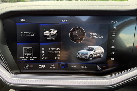 Volkswagen Touareg V6 BLACK EDITION TSI - DEMO +1 OWNER - FULL VW SERVICE HISTORY 56