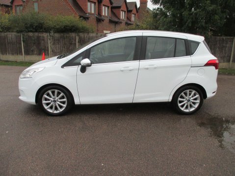 Ford B-Max 1.0T EcoBoost Titanium Navigator Euro 6 5dr 6