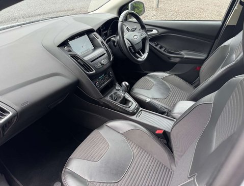 Ford Focus 1.5 Focus Titanium X 5dr 36