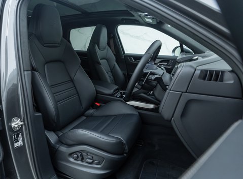 Porsche Cayenne TURBO E-HYBRID 14