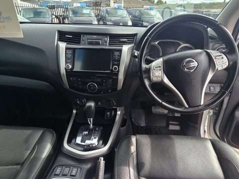 Nissan Navara DCI TEKNA SHR DCB 9