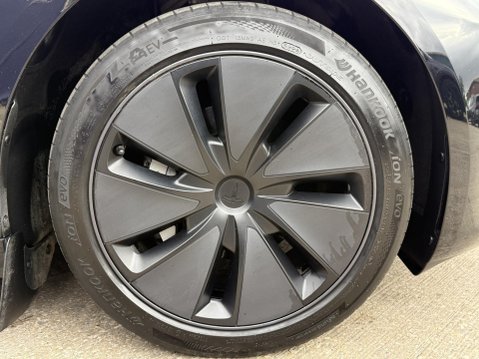 Tesla Model 3 Saloon 4dr Electric Auto RWD (208 ps) 14