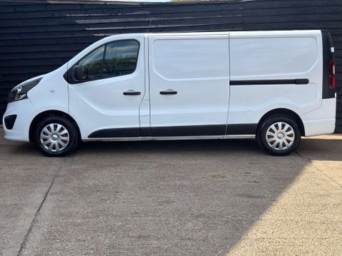 Vauxhall Vivaro 1.6 Vivaro 2900 Sportive CDTi 26