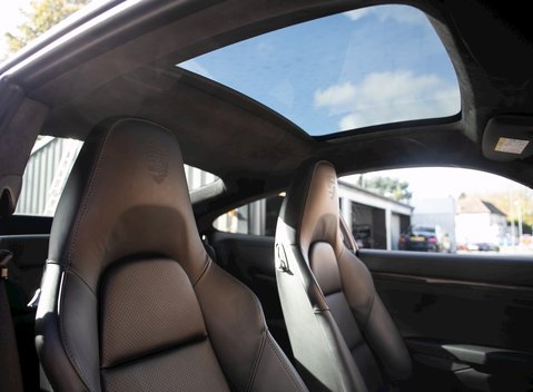 Porsche 911 (991.2) Turbo S 16