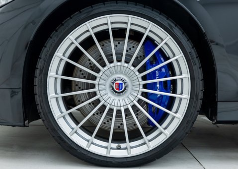 BMW Alpina B3 Touring 