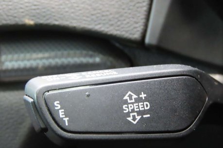 Audi RS3 2.5 TFSI Sportback S Tronic quattro Euro 6 (s/s) 5dr 17