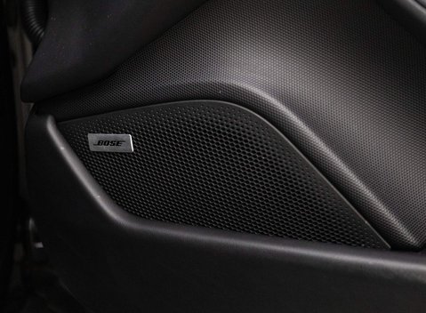 Porsche Taycan 4 CROSS TURISMO 20