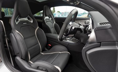 Mercedes-Benz C63 C63 S Premium Plus 12