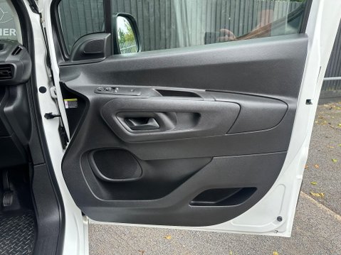 Peugeot Partner BLUEHDI PROFESSIONAL PREMIUM L1 18