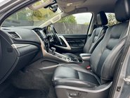 Mitsubishi Shogun Sport DI-D 4 3