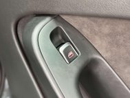 Audi A4 2.0 TFSI S line Saloon 4dr Petrol S Tronic quattro Euro 5 (s/s) (211 ps) 40