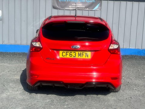 Ford Focus 1.6 TDCi Zetec S Euro 5 (s/s) 5dr 8