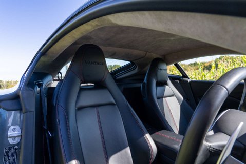 Aston Martin Vantage 4.0 Vantage V8 Auto 3dr 11