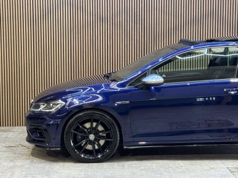 Volkswagen Golf 2.0 Golf R TSi Semi-Auto 4WD 3dr 32