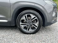 Hyundai SANTA FE 2.2 Santa Fe Premium SE CRDi Auto 4WD 5dr 13