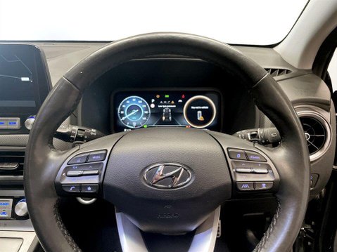Hyundai KONA 64kWh Ultimate SUV 5dr Electric Auto (10.5kW Charger) (204 ps) Bluetooth 13