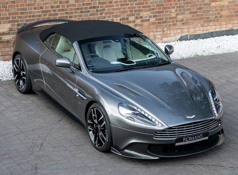Aston Martin Vanquish S Volante 9