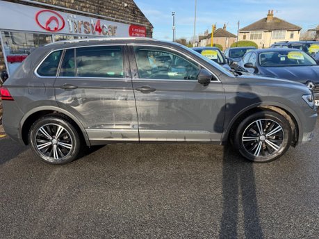 Volkswagen Tiguan SE NAVIGATION TSI BLUEMOTION TECHNOLOGY 4