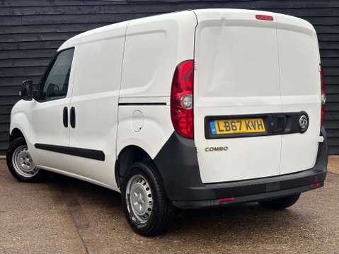 Vauxhall Combo 1.2 Combo 2000 CDTi 13