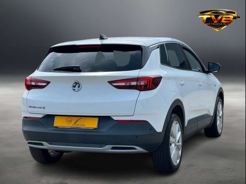 Vauxhall Grandland X 1.2 Grandland X Elite Nav T Automatic 5dr - NATIONAL DELIVERY* 16
