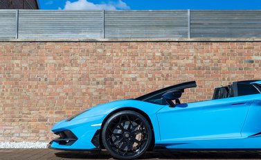 Lamborghini Aventador SVJ LP 770-4 Roadster 37