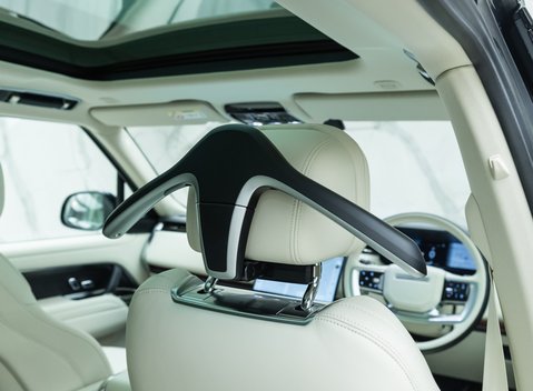 Land Rover Range Rover P530 Autobiography LWB (7 Seat) 15