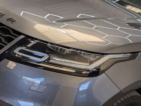 Land Rover Range Rover Velar 2.0 Range Rover Velar R-Dynamic SE D180 Auto 4WD 5dr 29