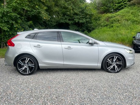 Volvo V40 2.0 V40 R-Design Edition D2 Auto 5dr
