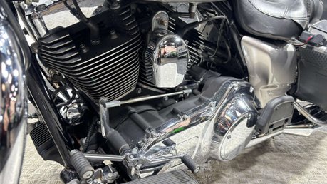 Harley-Davidson Touring ROAD KING FLHR 2009 14K MOT WARRANTY 1584 CRUISER BIKE 38