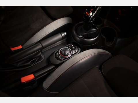 Mini Hatch 1.5 Cooper Sport Steptronic Euro 6 (s/s) 3dr 27