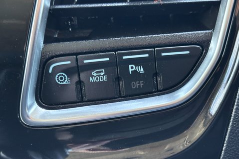 Ford Tourneo Custom 320 Titanium X L2 170 ps Automatic - 8 Seater 37